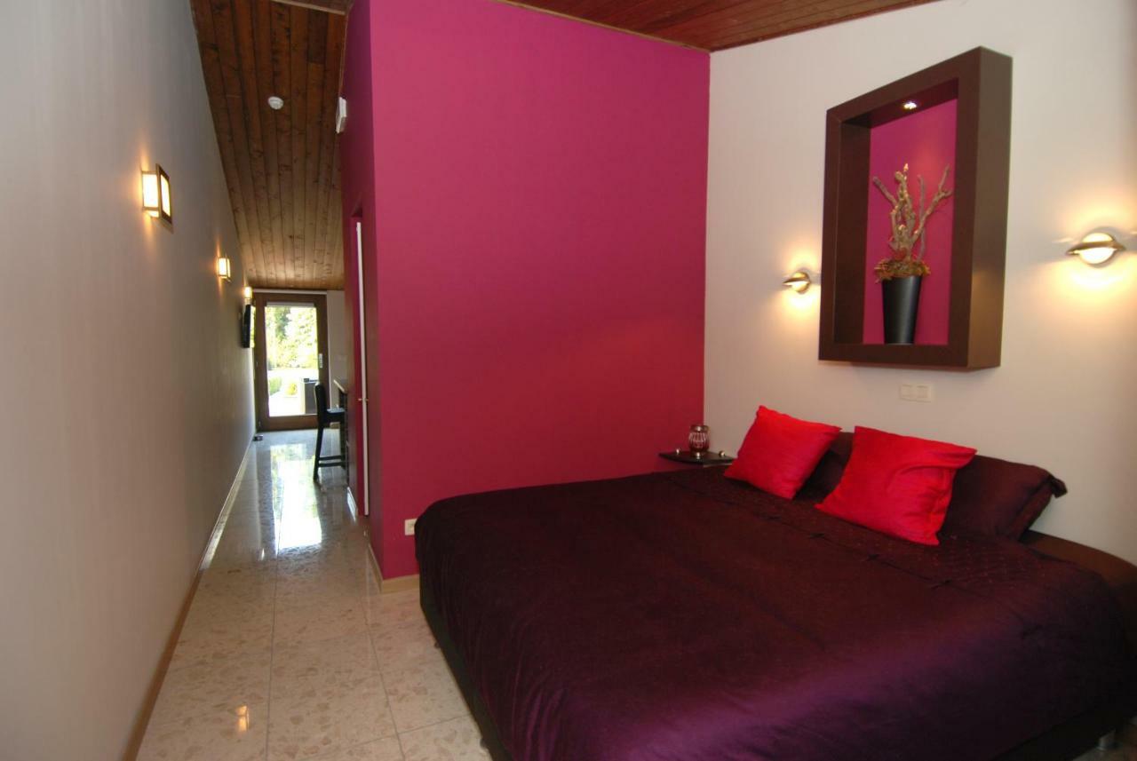 Het Schalks Genot Bed & Breakfast Poppel ภายนอก รูปภาพ
