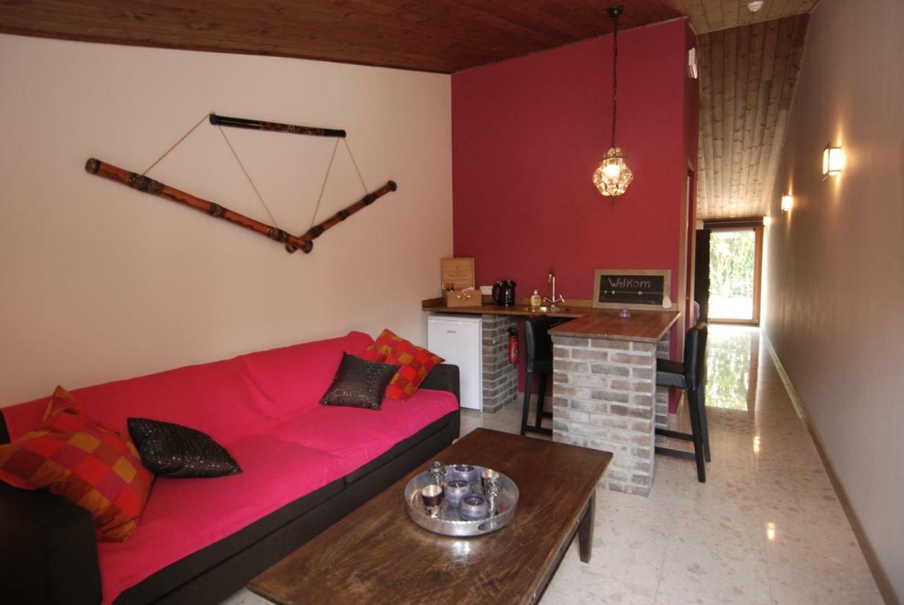 Het Schalks Genot Bed & Breakfast Poppel ภายนอก รูปภาพ